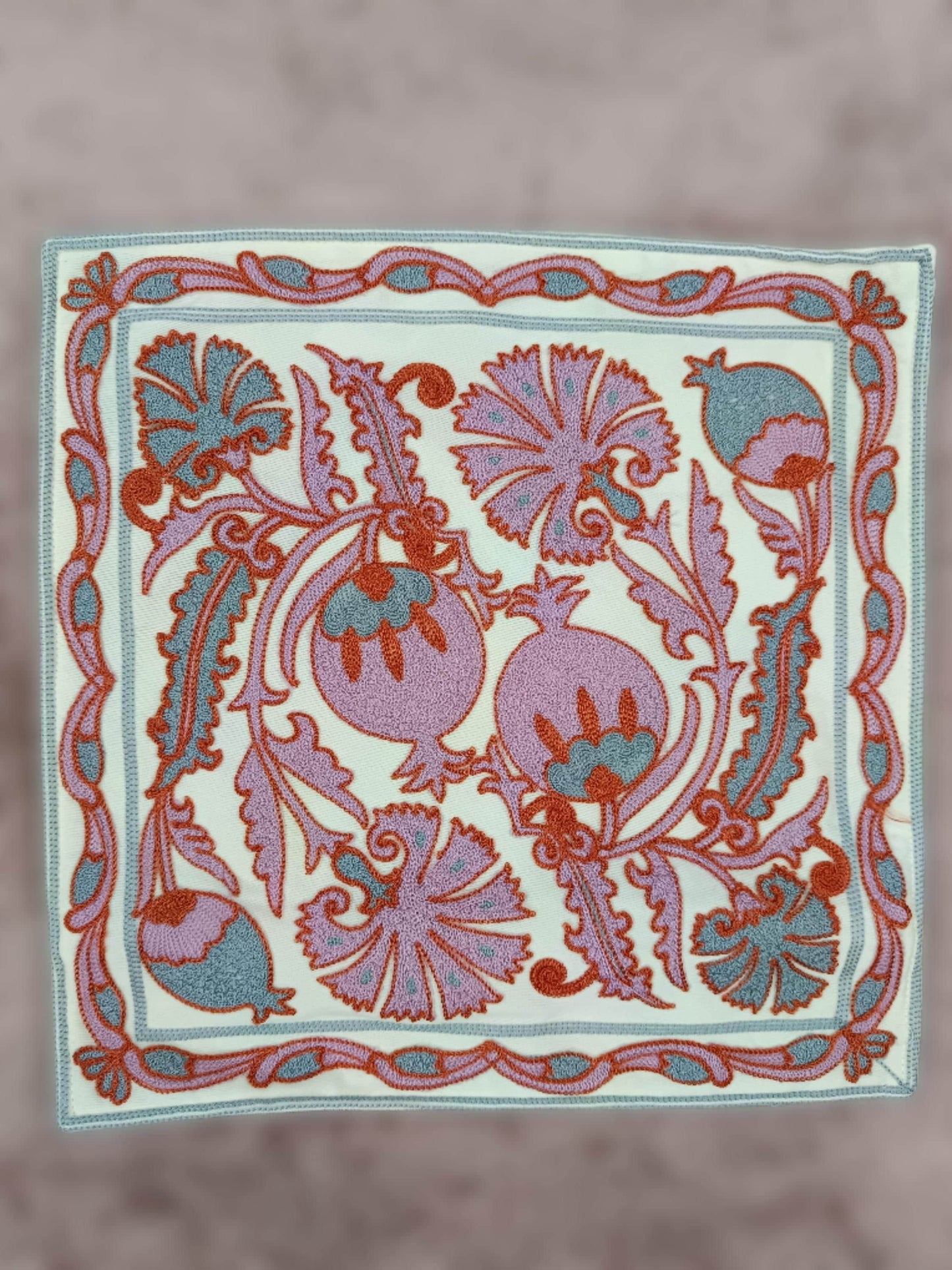 Bestickter Kissenbezug | Kissenbezug 40x40 | Kissenhülle Stickerei | Dekokissen | Boho Kissenbezug bestickt | Moderner Kissenbezug