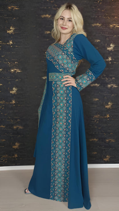 Kaftan Schaza mit Gürtel, türkis, asymmetrischer Halsausschnitt, unterschiedliche Armlängen, bunte Stickerei, Kleid für besondere Anlässe