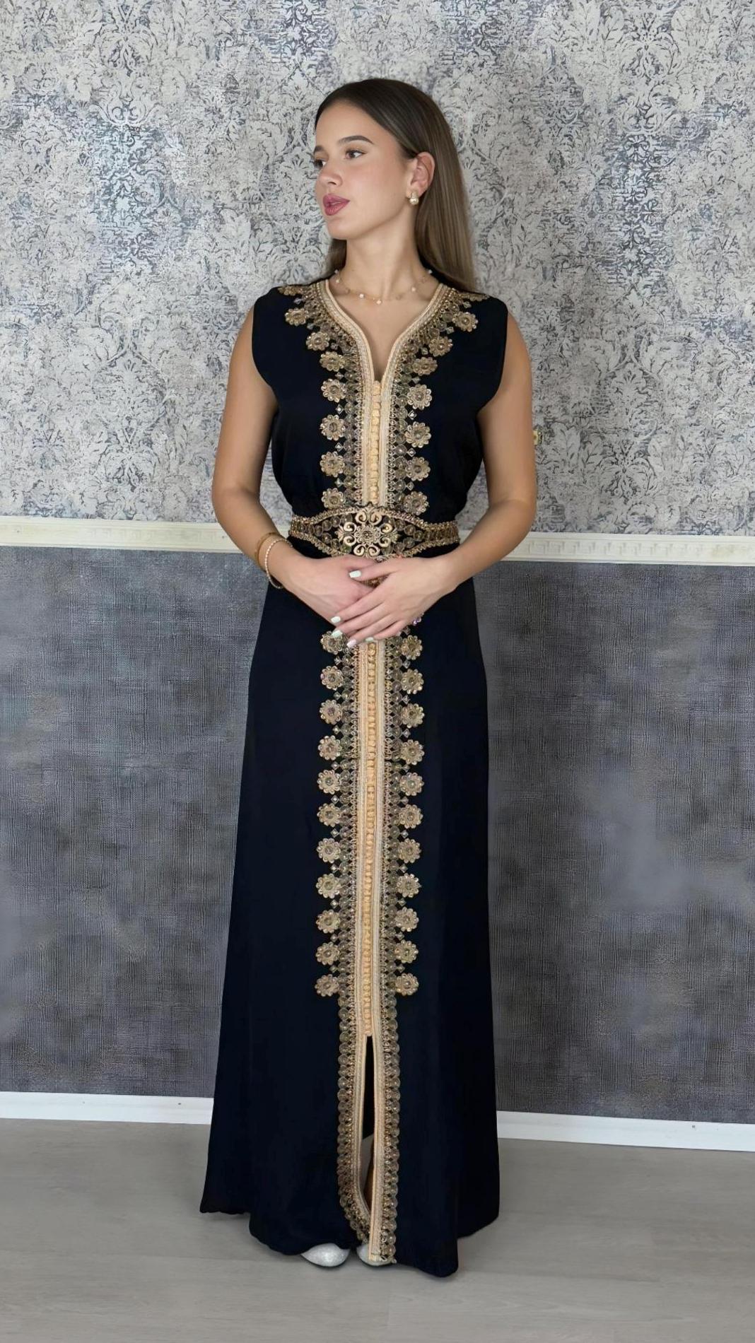 Kaftan Jasmin mit Abaya, schwarz, Butterfly Ärmel, Gold Stickerei, Verlobung, arabischer Kaftan, Jalabiya, Hennakleid, Festkleid, Takshita (etsy image id: 6196465368)