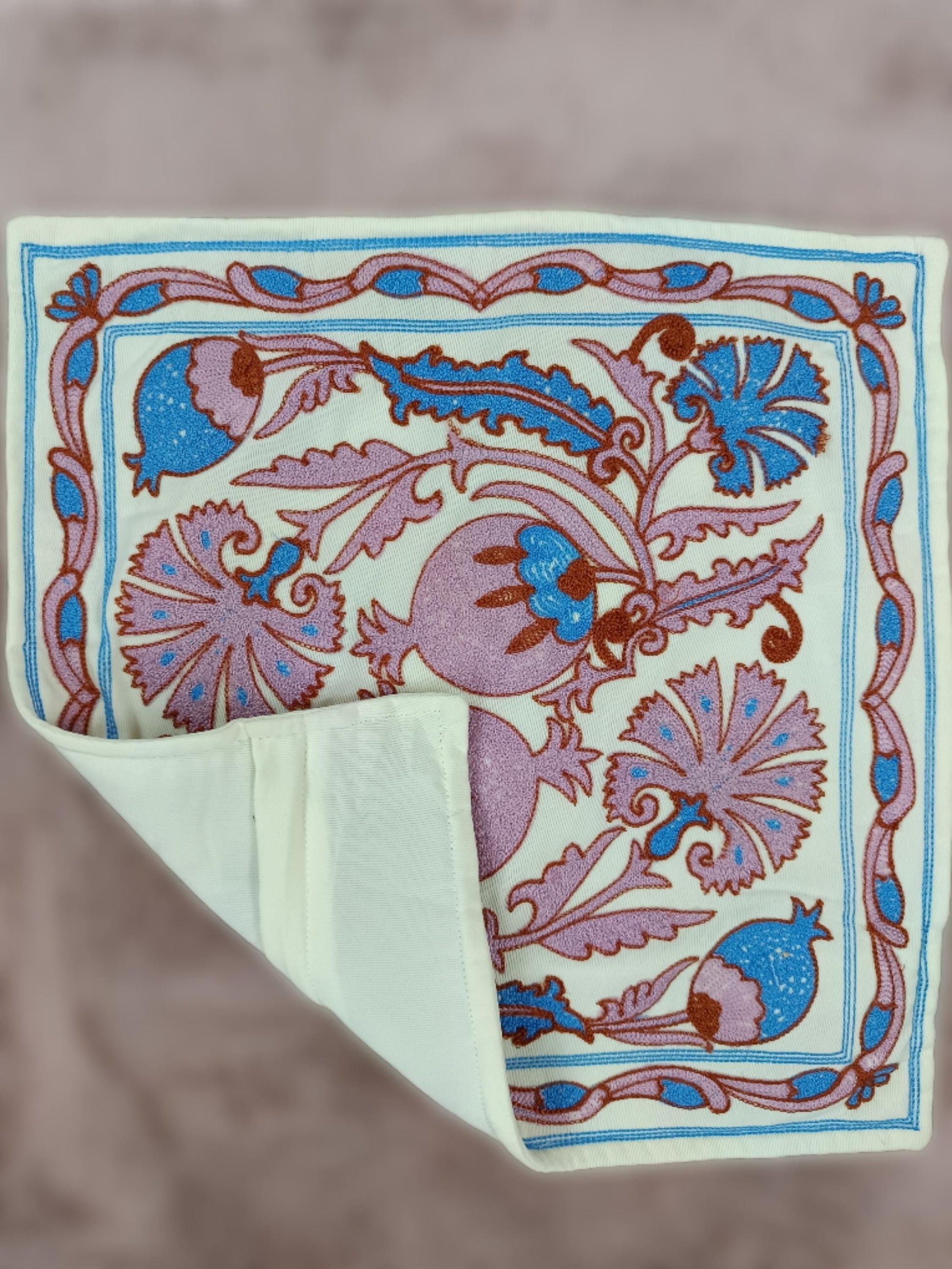 Bestickter Kissenbezug | Kissenbezug 40x40 | Kissenhülle Stickerei | Dekokissen | Boho Kissenbezug bestickt | Moderner Kissenbezug __etsy:6239222791