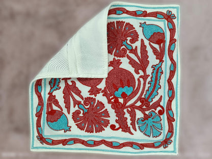 Bestickter Kissenbezug | Kissenbezug 40x40 | Kissenhülle Stickerei | Dekokissen | Boho Kissenbezug bestickt | Moderner Kissenbezug (etsy image id: 6239376129)
