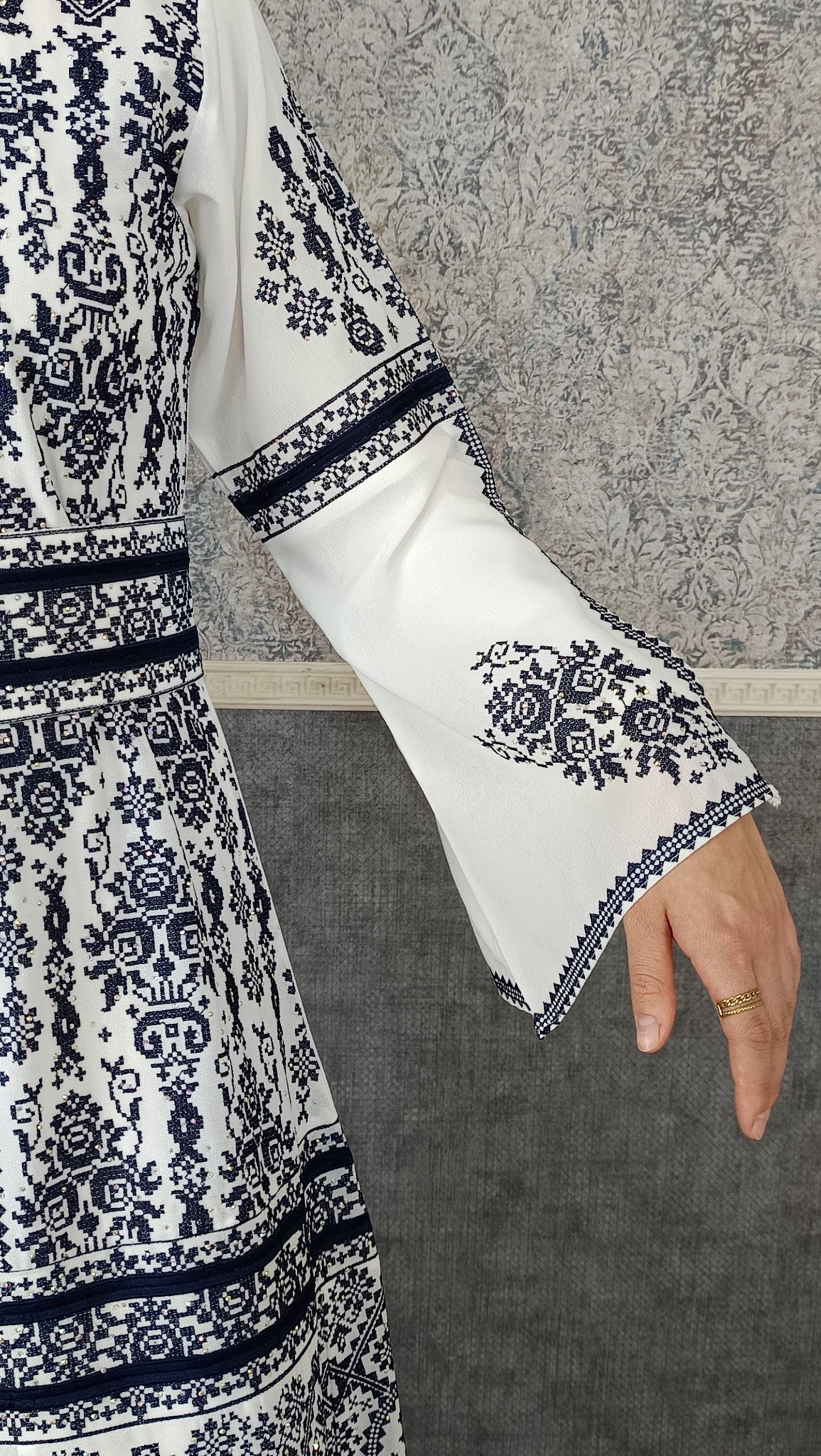 Bestickter Kaftan,Kaftan Frauen,Kaftan,abaya,Abenkleid,Hochzeit,marokkanische,Arabisch,Dubai Kaftan,Henna Kleid,Palästinensische kaftan (etsy image id: 6385710710)
