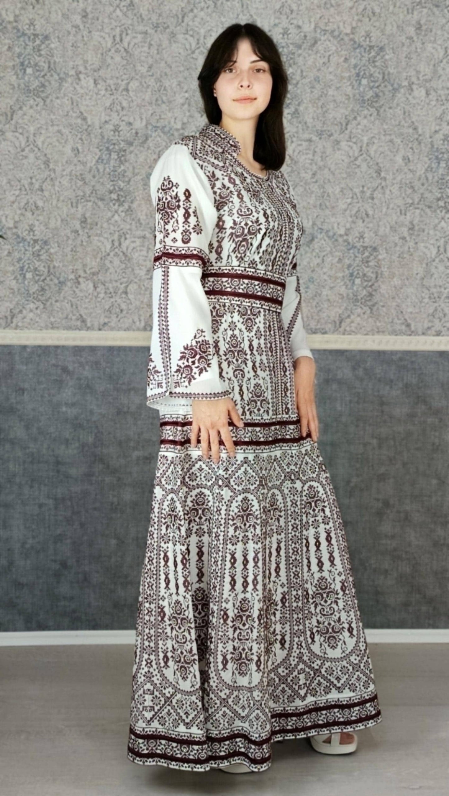 Bestickter Kaftan,Kaftan Frauen,Kaftan,abaya,Abenkleid,Hochzeit,marokkanische,Arabisch,Dubai Kaftan,Henna Kleid,Palästinensische kaftan (etsy image id: 6428072381)