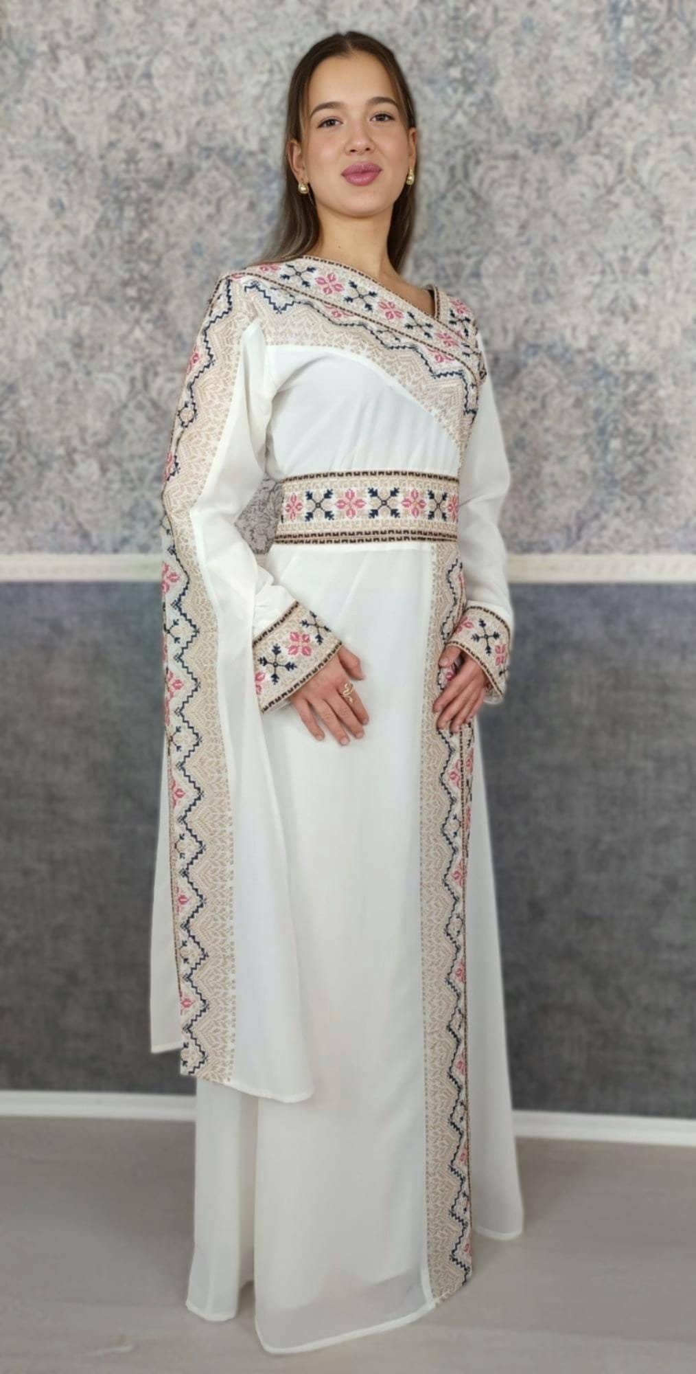 Bestickter Kaftan,Kaftan Frauen,Kaftan,abaya,Abenkleid,Hochzeit,marokkanische,Arabisch,Dubai Kaftan,Henna Kleid,Golnaar (etsy image id: 6430256240)