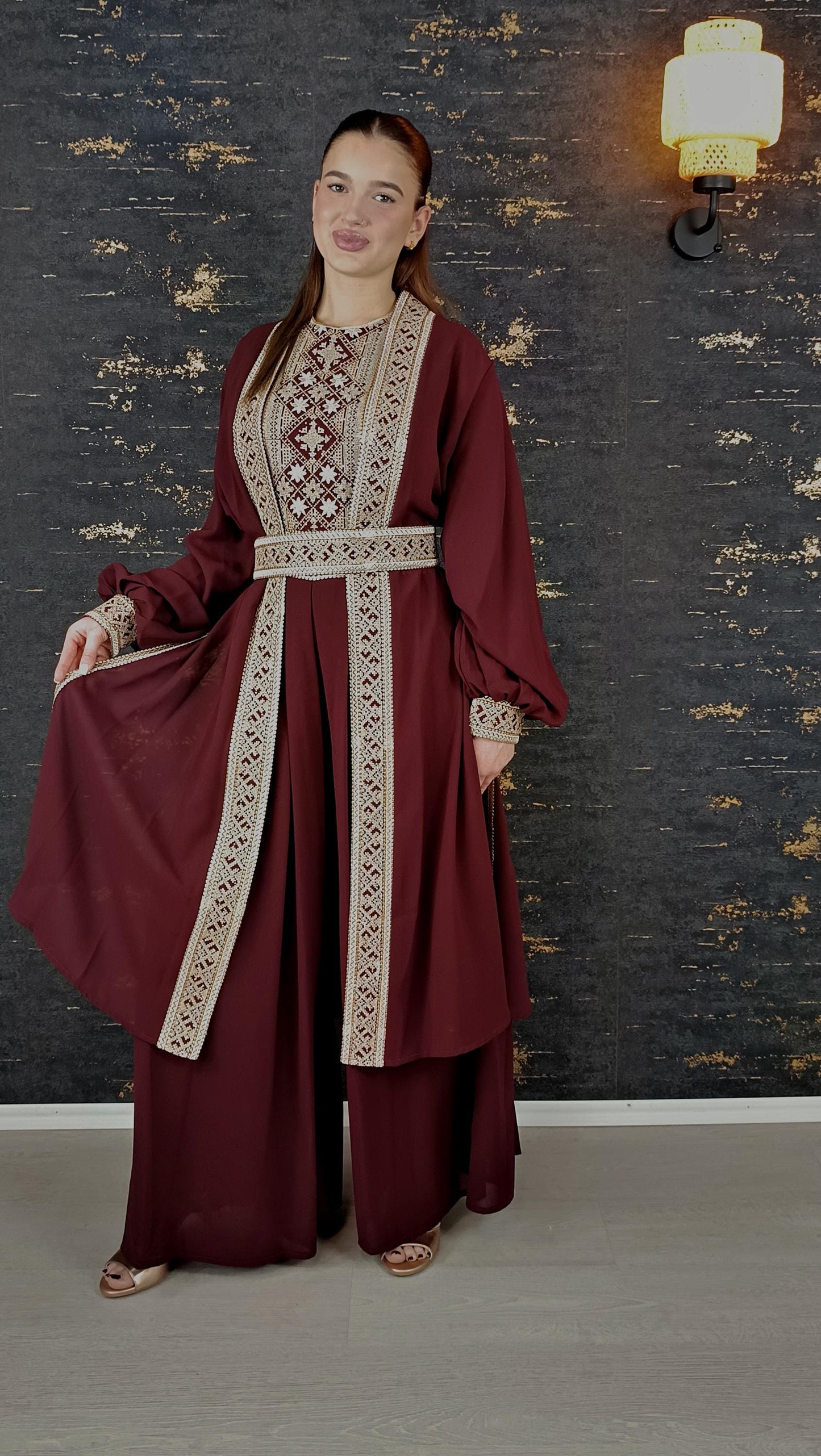 Overall Sindibad mit Abaya, weinrot, Hochzeit, Hosenanzug, Jumpsuit, Dubai Kaftan, Hennakleid, Kaftan Dress, Kaftan Frauen, Abendkleid __etsy:6600226282
