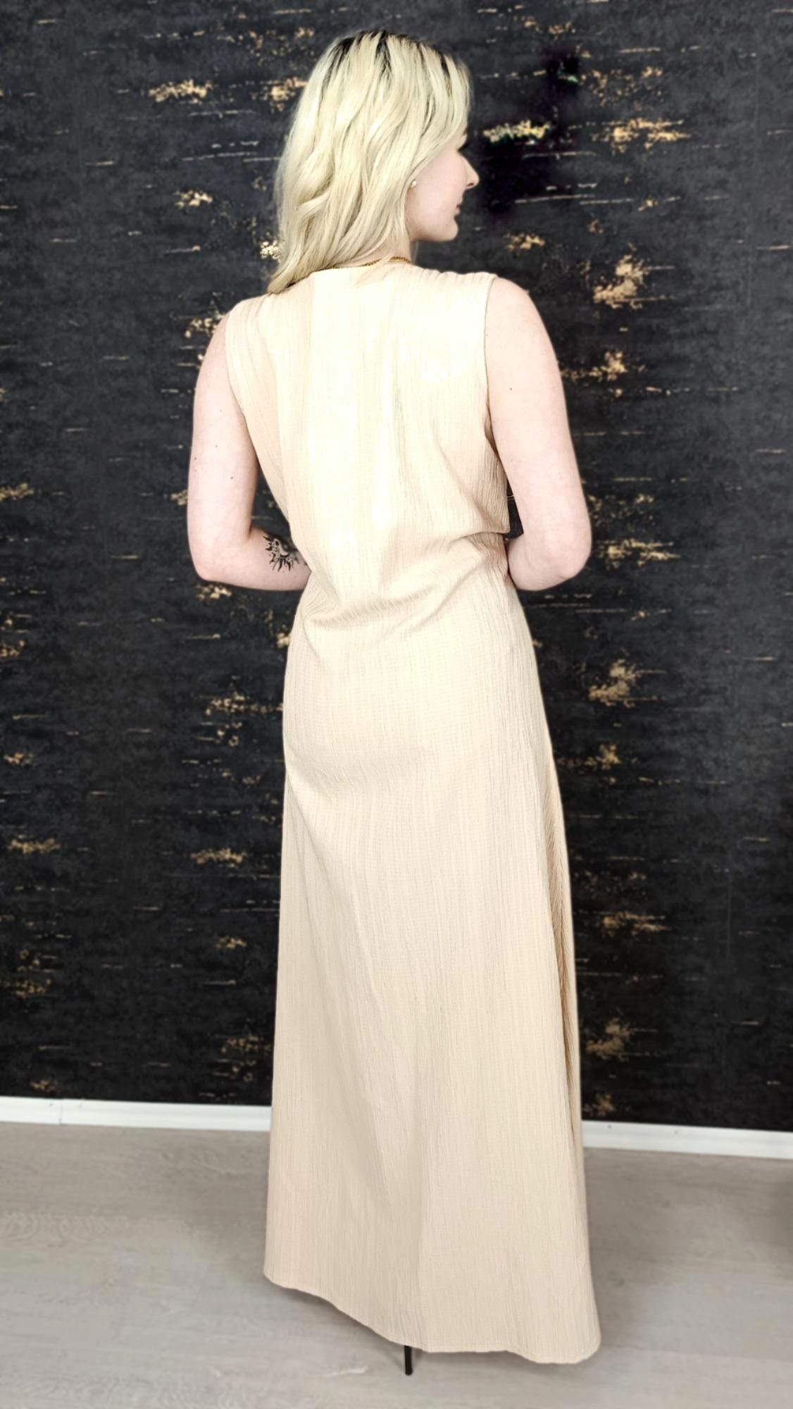 Hanien Kaftan, beige, gold/silber Stickerei, Kaftan Frauen, Abendkleid, Hochzeit, arabischer Kaftan, Takshita, Hennakleid, Abaya, Jalabiya (etsy image id: 6620755124)