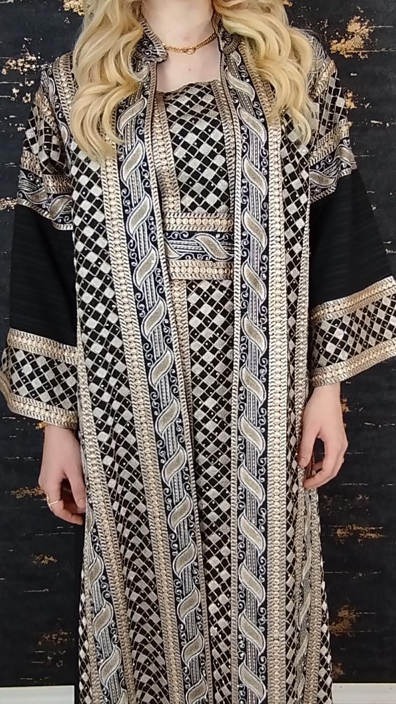 bestickter Kaftan, Hanien schwarz, Kaftan Frauen, Abendkleid, Hochzeit, marokkanischer Kaftan, arabischer Kaftan, Takshita, Hennakleid,Abaya (etsy image id: 6635578364)
