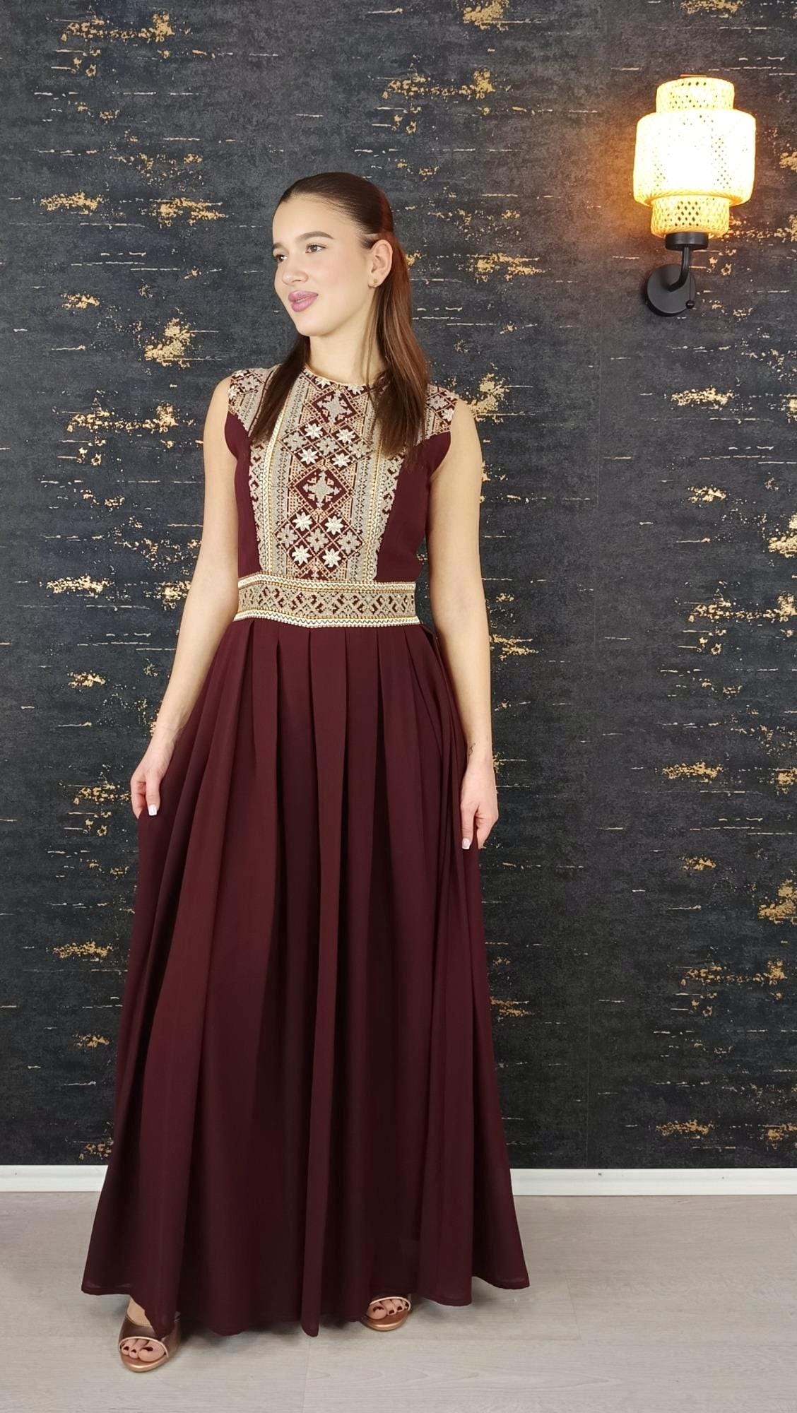 Overall Sindibad mit Abaya, weinrot, Hochzeit, Hosenanzug, Jumpsuit, Dubai Kaftan, Hennakleid, Kaftan Dress, Kaftan Frauen, Abendkleid __etsy:6648329717