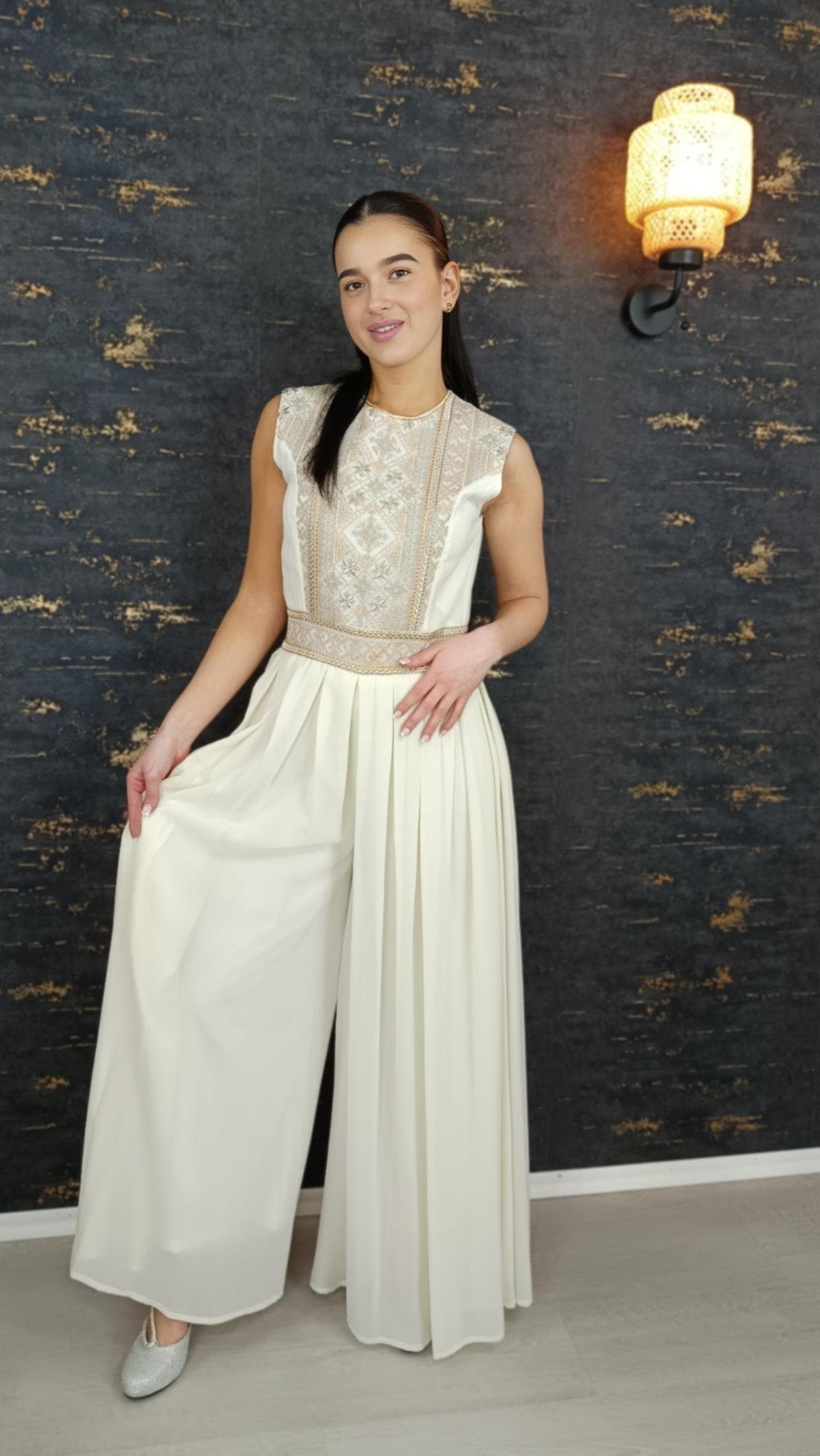 Overall Sindibad Abaya, weiß, Hochzeit, Hosenanzug, Jumpsuit, Dubai Kaftan, Hennakleid, Kaftan Dress, Kaftan Frauen, Abendkleid, Verlobung (etsy image id: 6649396151)