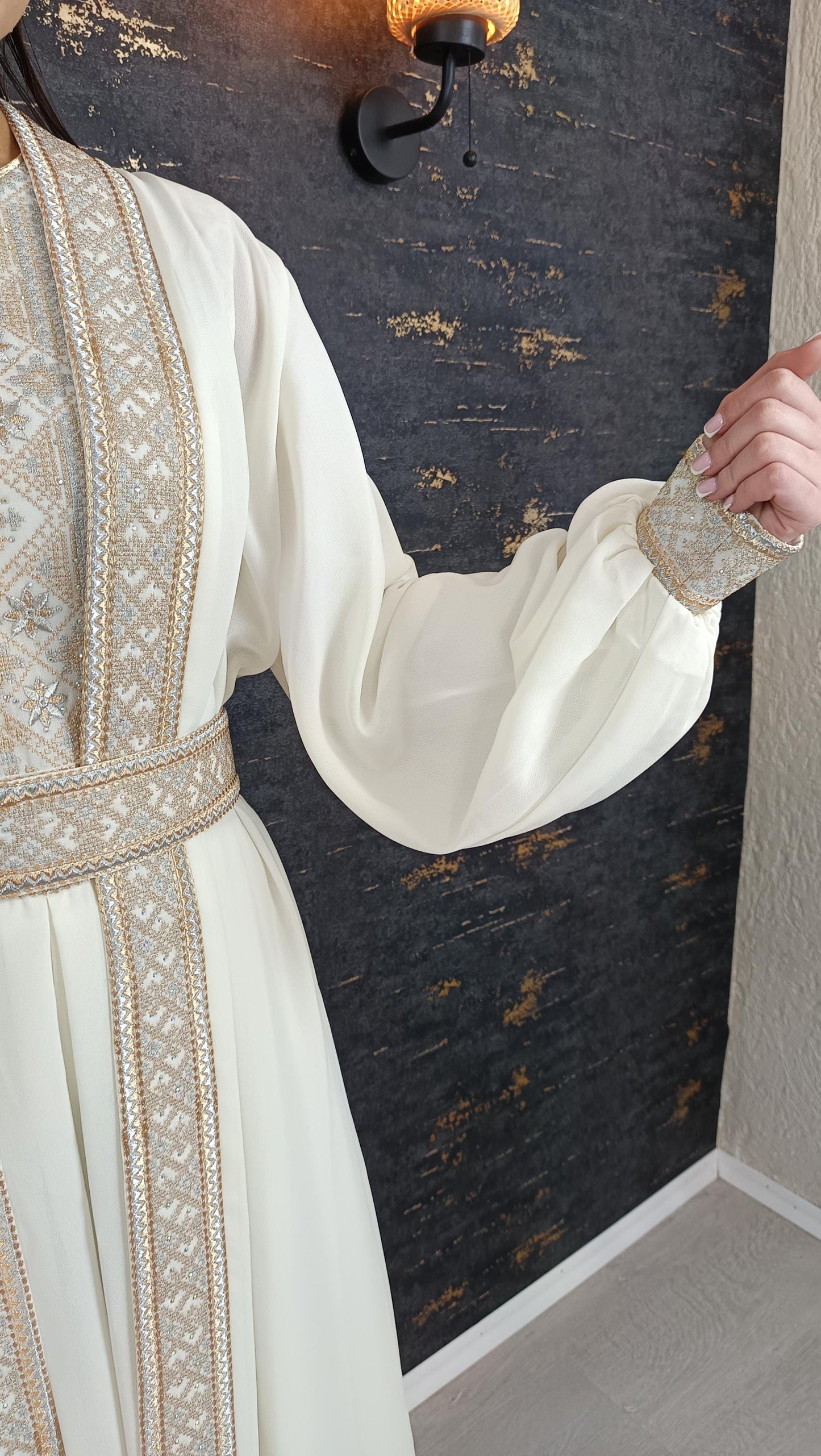 Overall Sindibad Abaya, weiß, Hochzeit, Hosenanzug, Jumpsuit, Dubai Kaftan, Hennakleid, Kaftan Dress, Kaftan Frauen, Abendkleid, Verlobung (etsy image id: 6649396805)