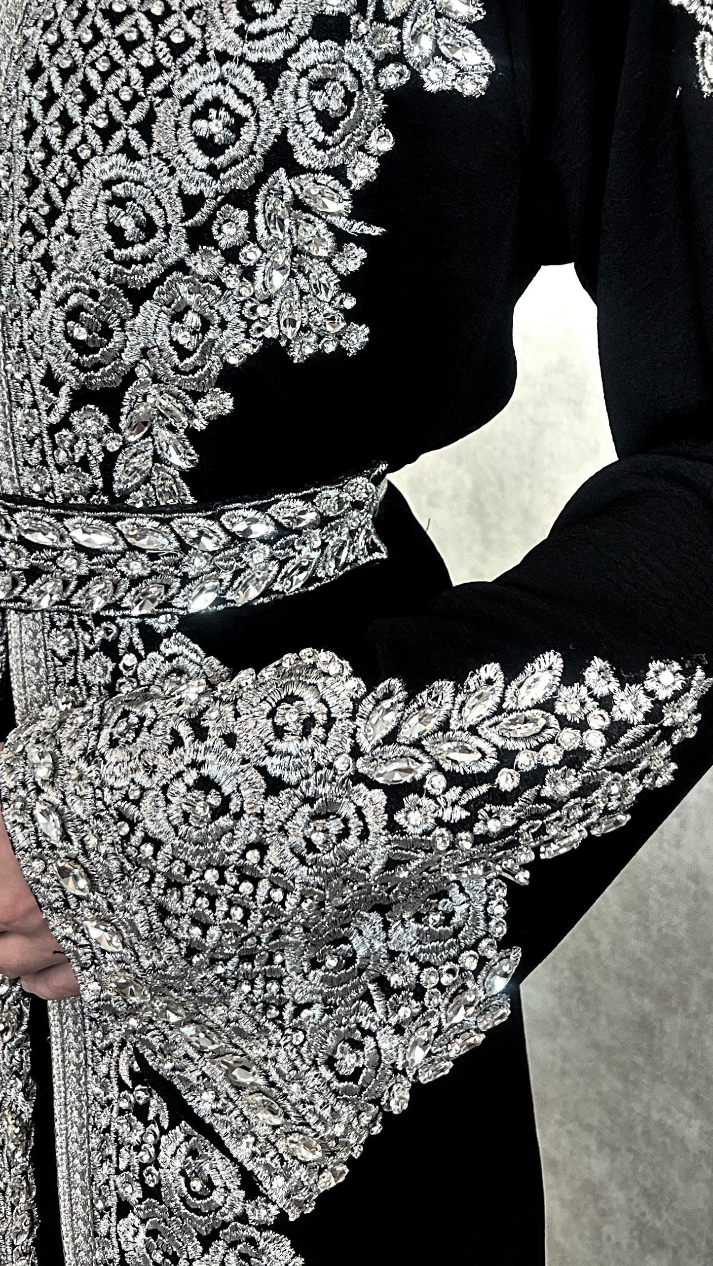 Schwarzer Kaftan für Frauen – Marokkanisches Abendkleid, Schwarzer Boho Kaftan – Festliches Kleid für Henna, S-XXL,  Schwarze Takschita (etsy image id: 7307019961)