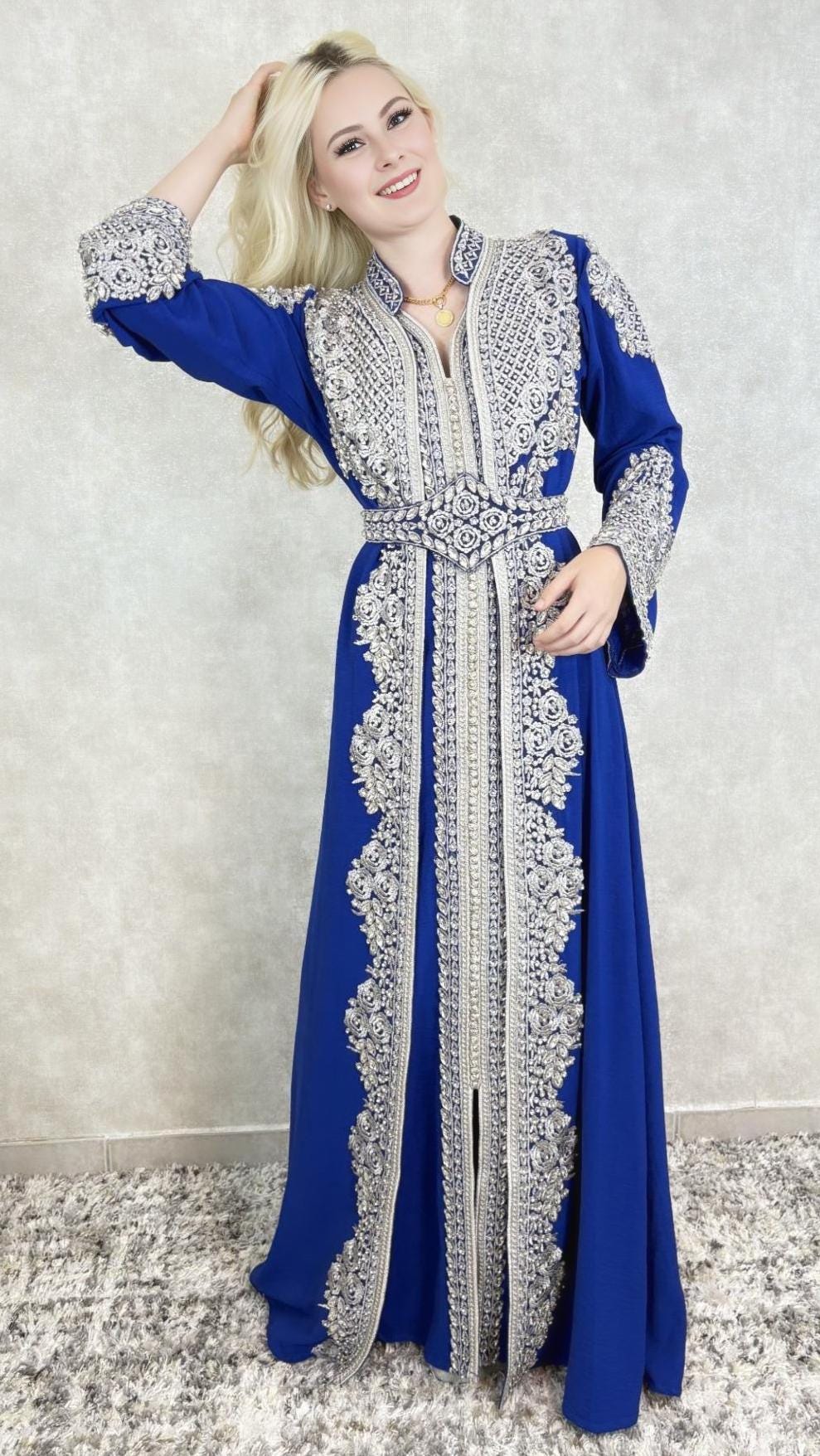 Königsblau Kaftan für Frauen – Marokkanisches Abendkleid, Blau Boho Kaftan – Festliches Kleid für Henna & Hochzeit,  Königsblaue Takschita (etsy image id: 7317773723)
