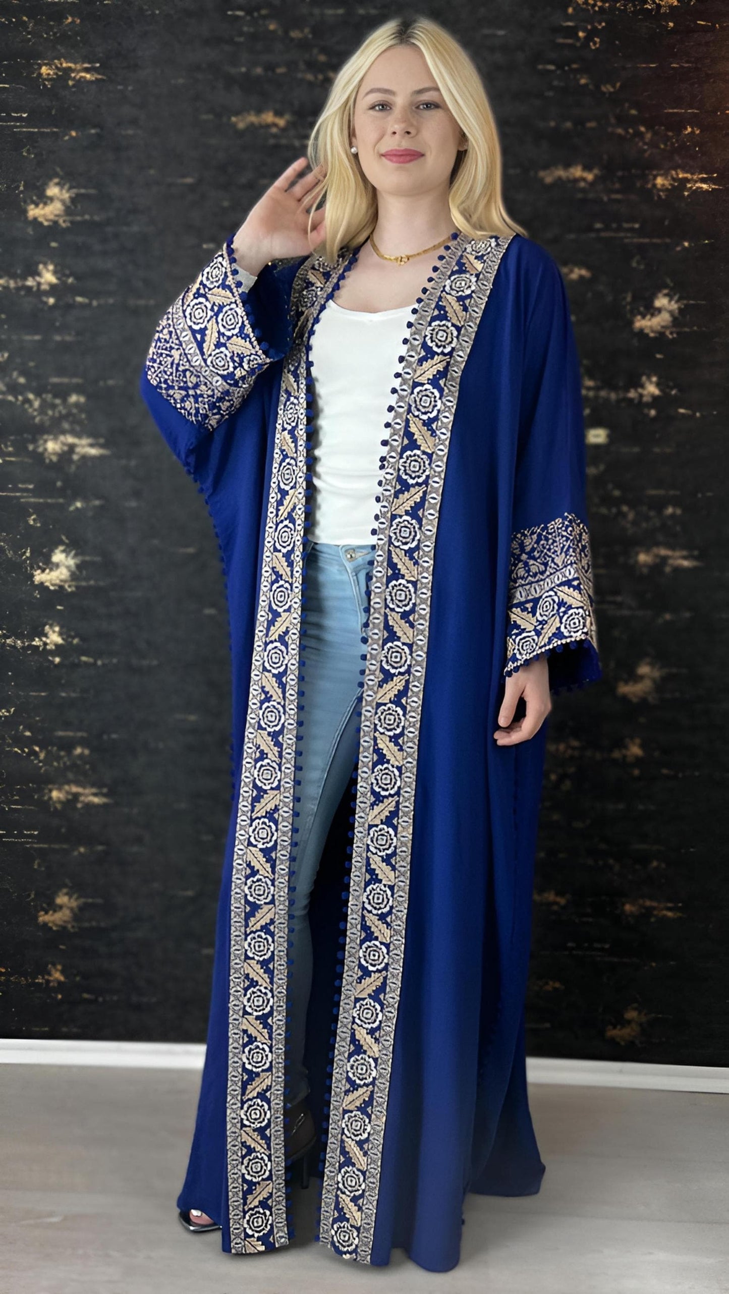 Bisht große Blume, royalblau, mit Stickerei in Gold/Silber, Ramadan Abaya, Kaftan Frauen, Hennakleid, Kimono (etsy image id: 7675752402)
