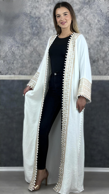 Bisht kleine Blume, weiß, mit Stickerei in Gold/Silber, Ramadan Abaya, Kaftan Frauen, Hennakleid, Kimono (etsy image id: 7675980468)