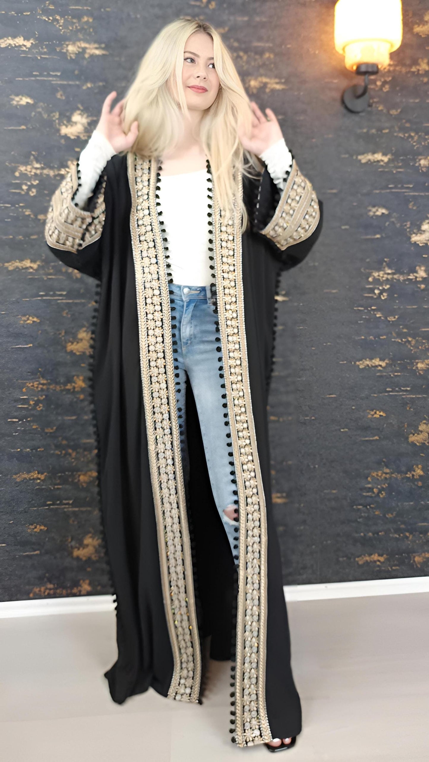 Bisht kleine Blume, Schwarz, mit Stickerei in Gold/Silber, Ramadan Abaya, Kaftan Frauen, Hennakleid, Kimono (etsy image id: 7679373510)