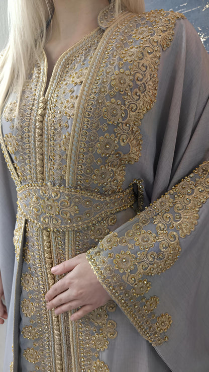 Kaftan Jasmin mit Abaya, silbergrau, Butterfly Ärmel, Gold Stickerei, Verlobung, arabischer Kaftan, Jalabiya, Hennakleid, Festkleid,Takshita __etsy:7692676168