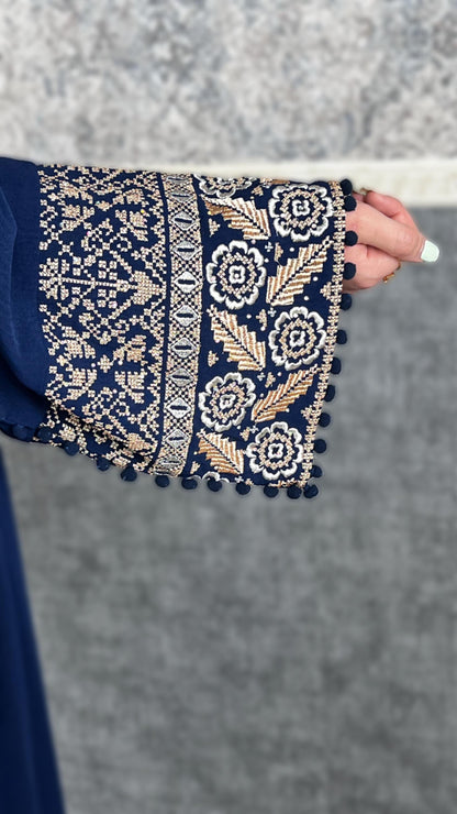 Bisht große Blume, dunkelblau, mit Stickerei in Gold/Silber, Ramadan Abaya, Kaftan Frauen, Hennakleid, Kimono (etsy image id: 7719693521)