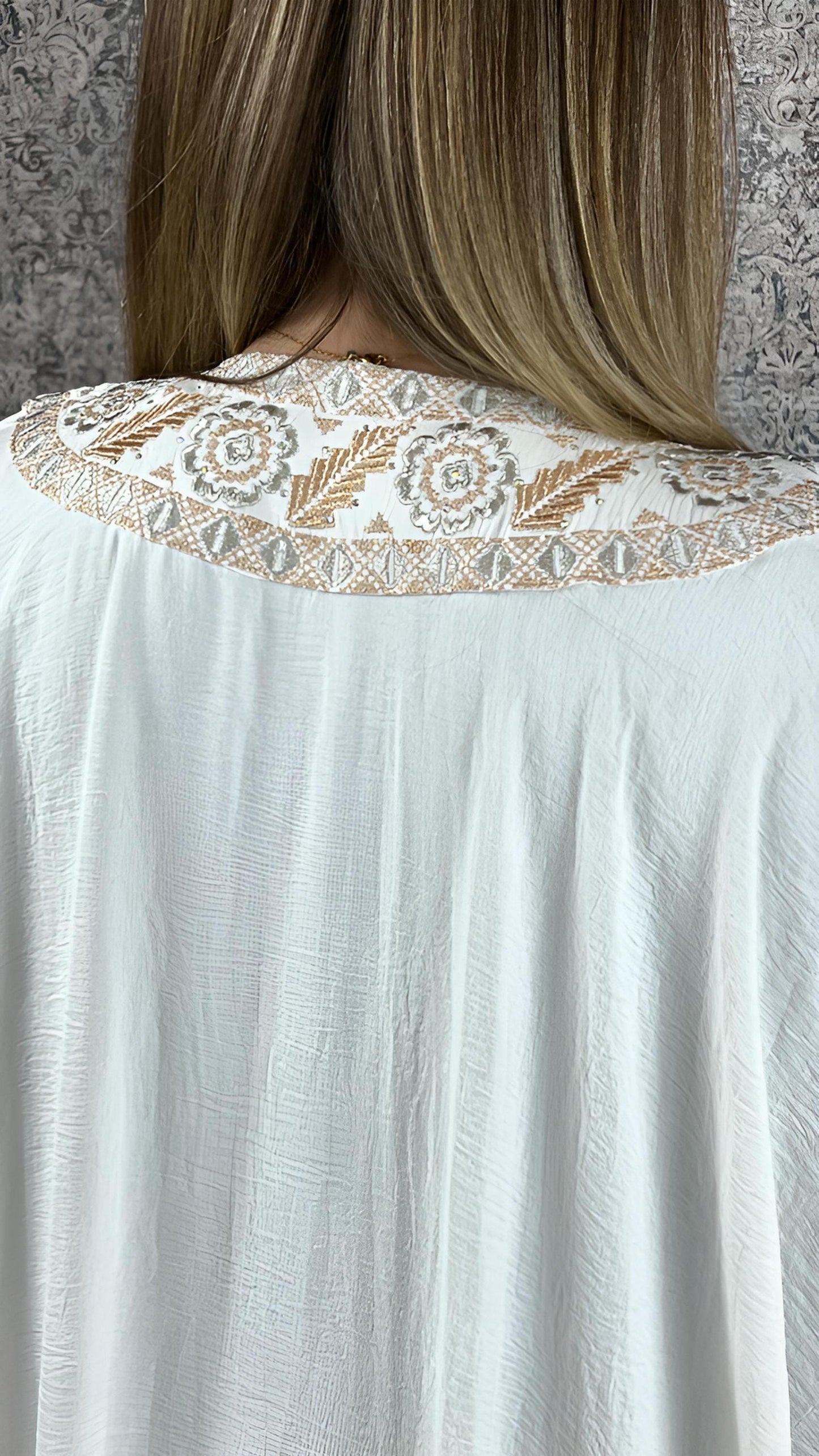 Bisht große Blume, weiß, mit Stickerei in Gold/Silber, Ramadan Abaya, Kaftan Frauen, Hennakleid, Kimono (etsy image id: 7723705815)