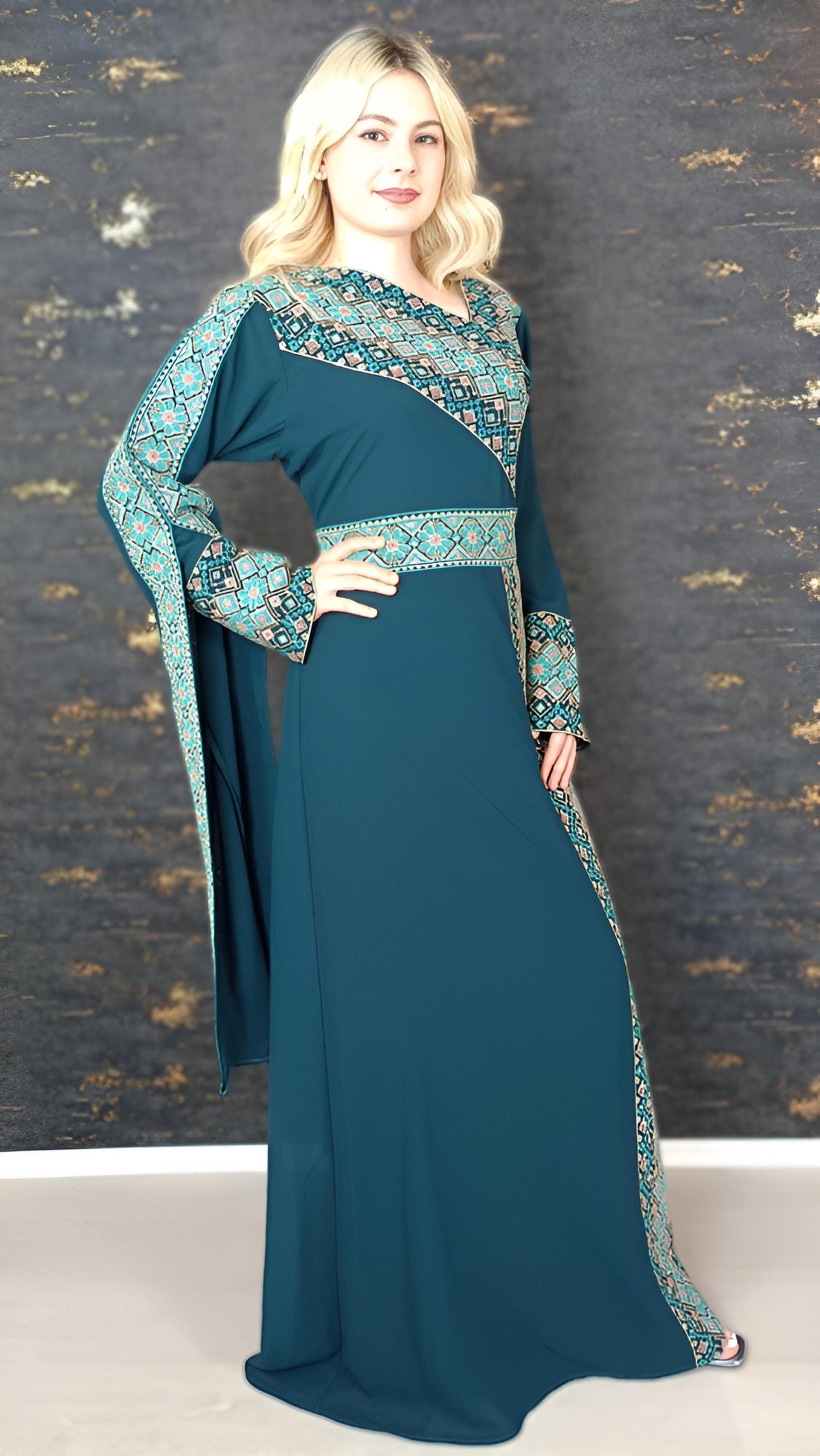 Kaftan Schaza mit Gürtel, petrol, asymmetrischer Halsausschnitt, unterschiedliche Armlängen, bunte Stickerei, Kleid für besondere Anlässe (etsy image id: 7725976380)
