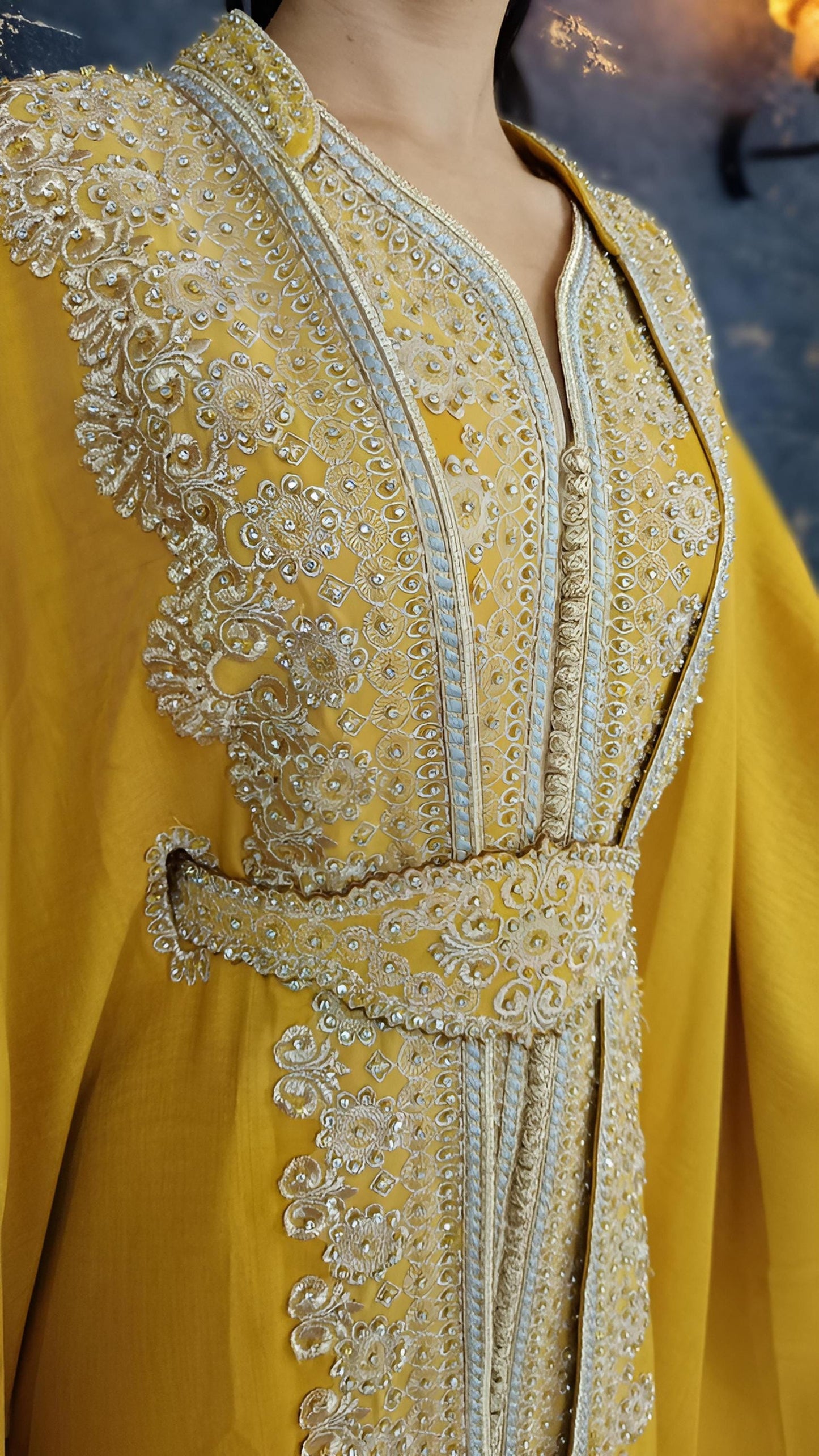 Kaftan Jasmin mit Abaya, gelb, Butterfly Ärmel, Gold Stickerei, Verlobung, arabischer Kaftan, Jalabiya, Hennakleid, Festkleid, Takshita (etsy image id: 7740594385)