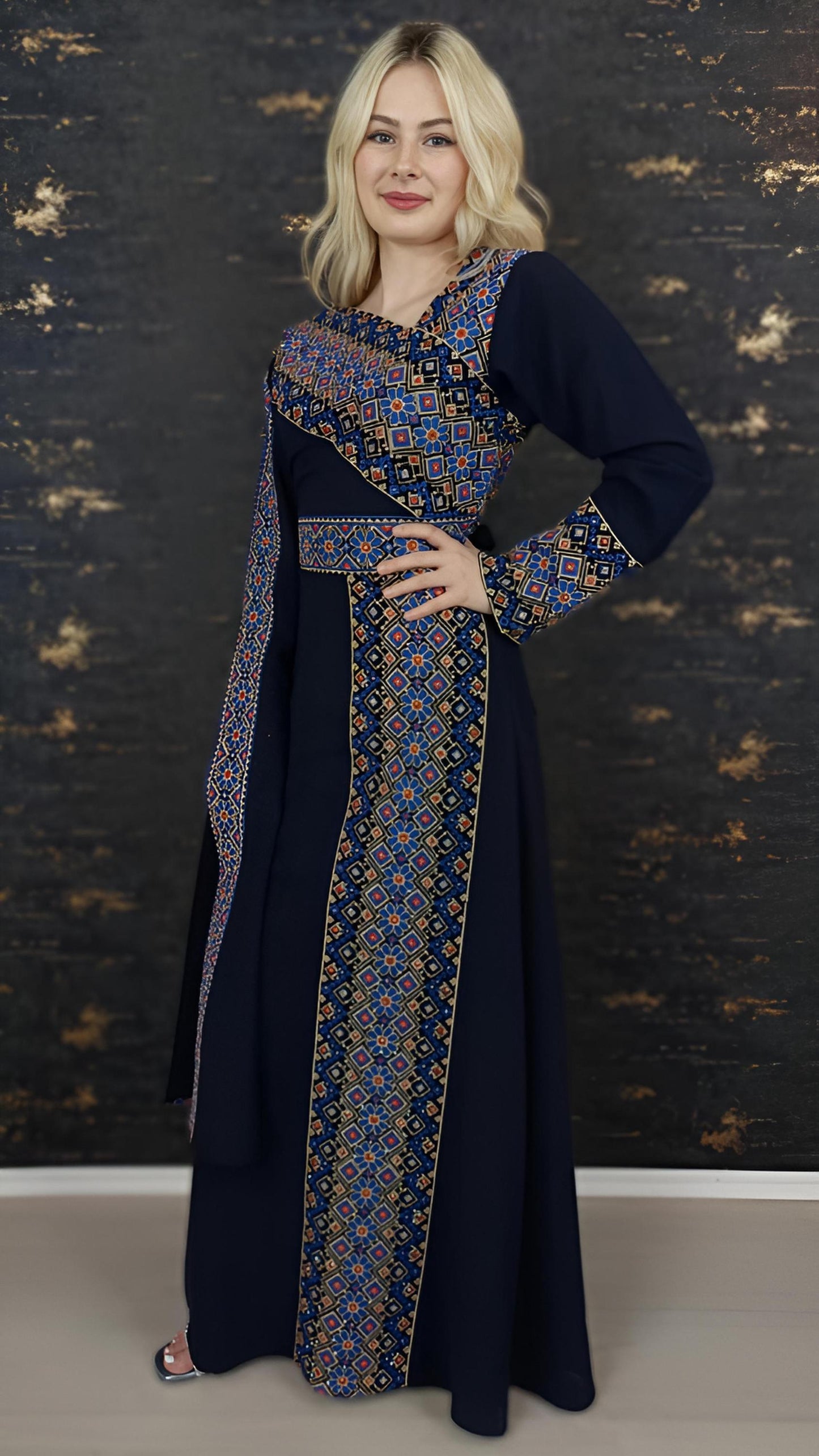 Kaftan Schaza mit Gürtel, dunkelblau, asymmetrischer Halsausschnitt, unterschiedliche Armlängen bunte Stickerei, Kleid für besondere Anlässe __etsy:7773887953