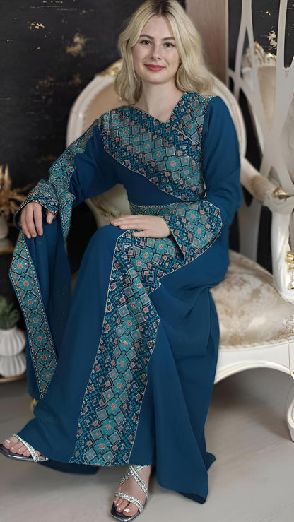 Kaftan Schaza mit Gürtel, türkis, asymmetrischer Halsausschnitt, unterschiedliche Armlängen, bunte Stickerei, Kleid für besondere Anlässe (etsy image id: 7773900587)