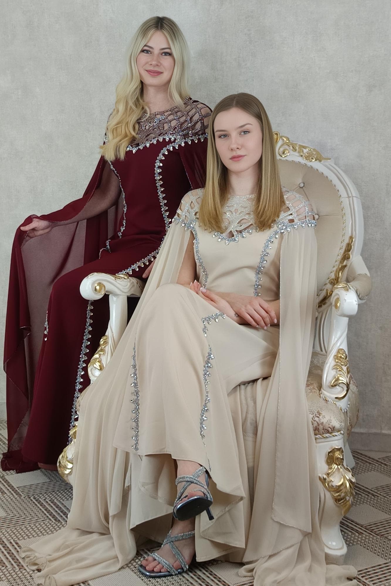 Kleid für Verlobung , Abschlusskleid , Abendkleid , Festliches Kleid ärmellos mit eleganter Schleppe , Ballkleid Damen , Abiball Kleid rot. (etsy image id: 7910813510)