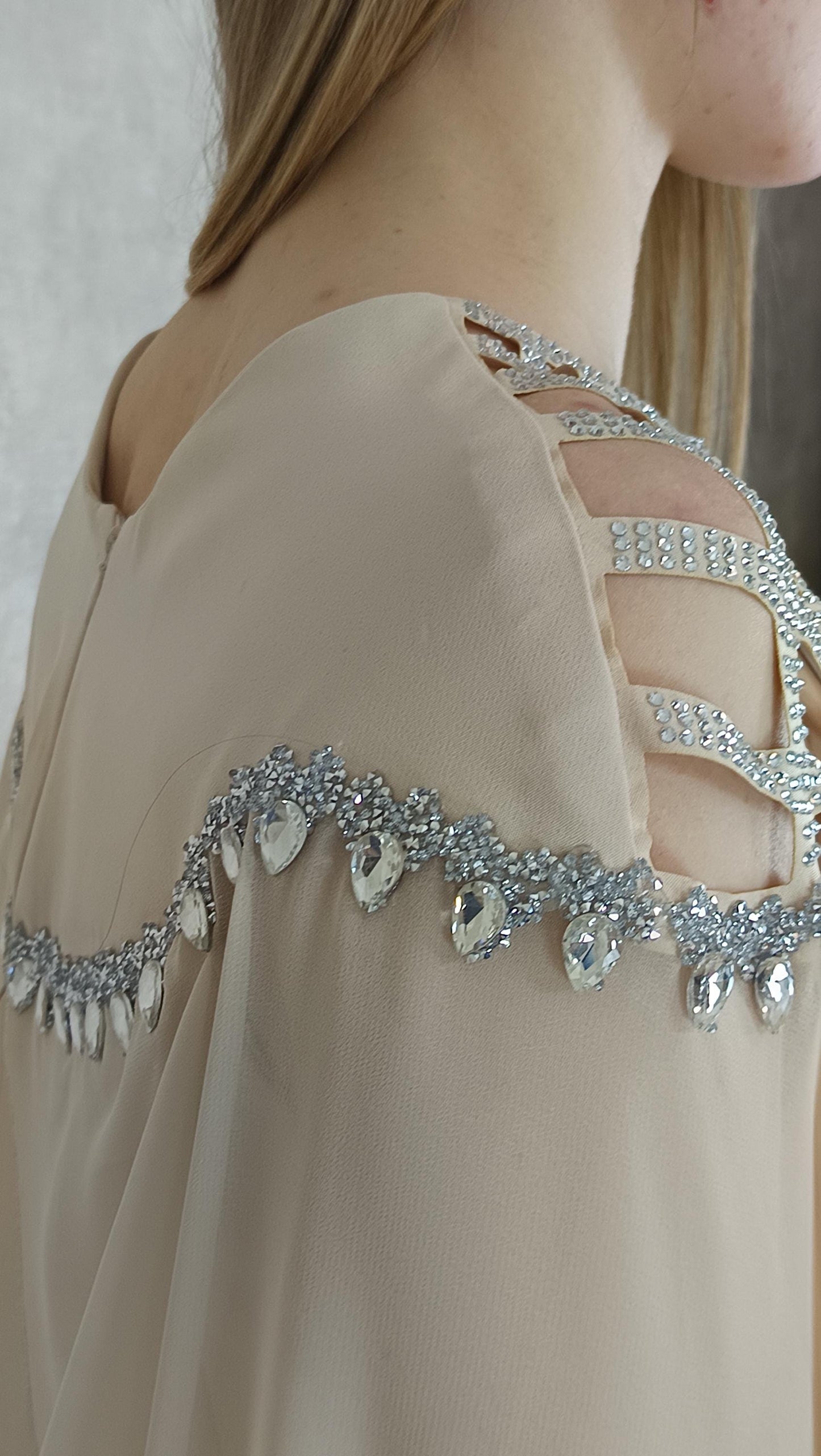 Beiges Abendkleid elegant lang, Chiffon Kleid, Elegant Beige Evening Dress, Long Formal Gown, Prom Dress (etsy image id: 7911567744)
