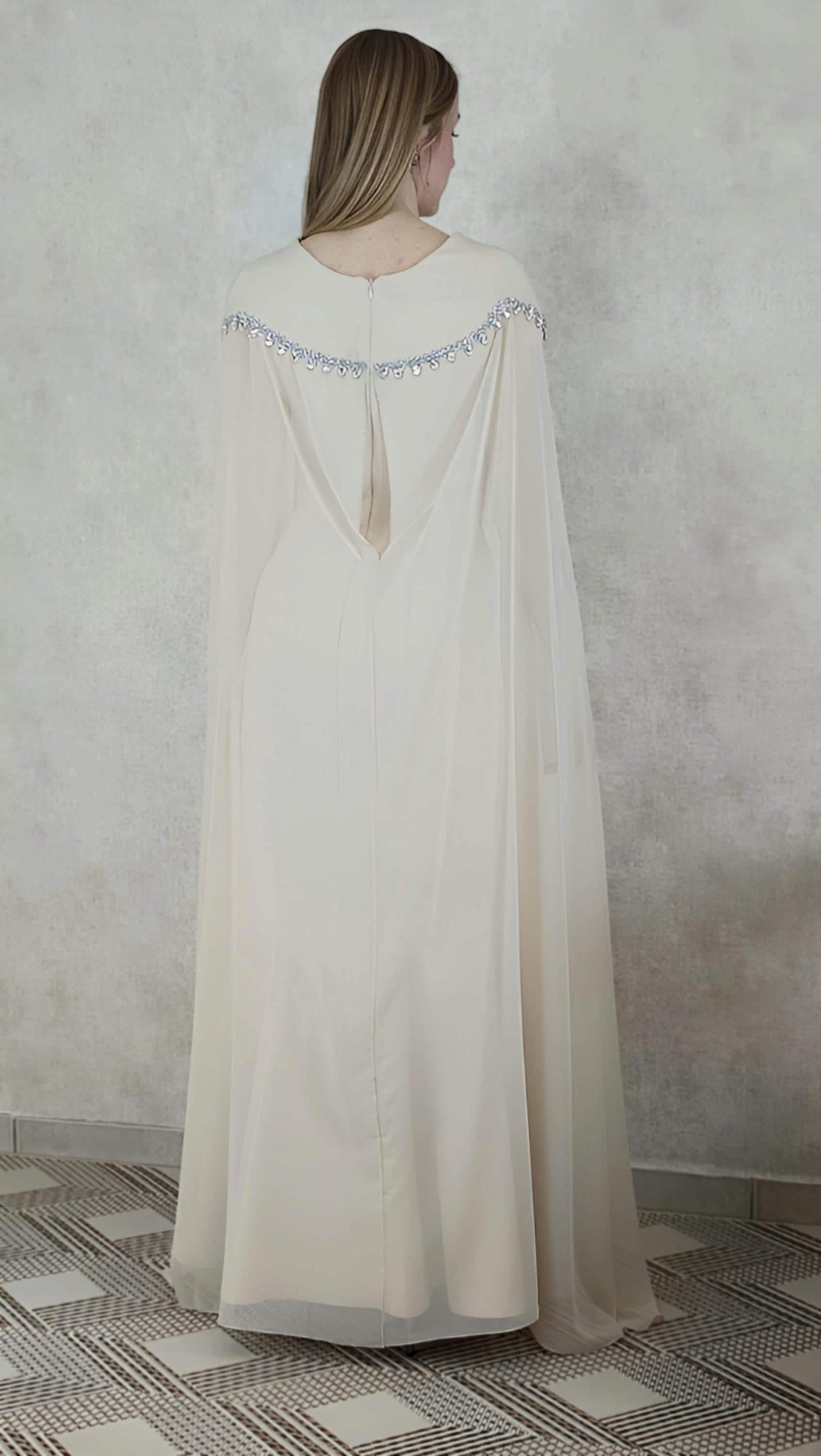 Beiges Abendkleid elegant lang, Chiffon Kleid, Elegant Beige Evening Dress, Long Formal Gown, Prom Dress (etsy image id: 7911567922)