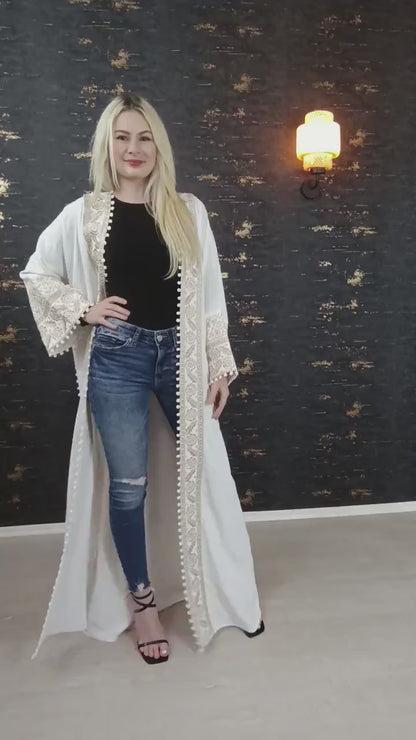 Bisht große Blume, weiß, mit Stickerei in Gold/Silber, Ramadan Abaya, Kaftan Frauen, Hennakleid, Kimono